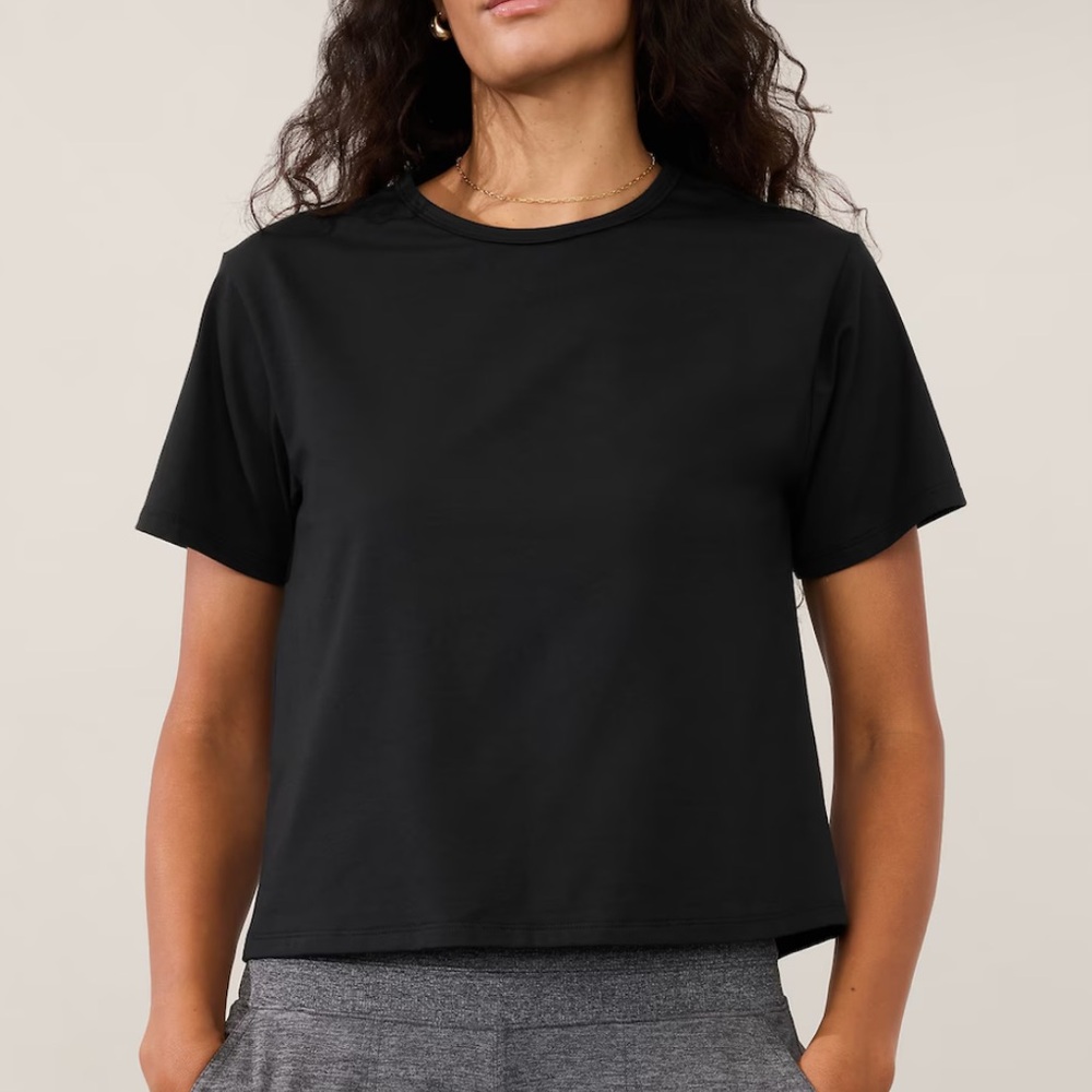 Athleta ESSENTIAL TEE